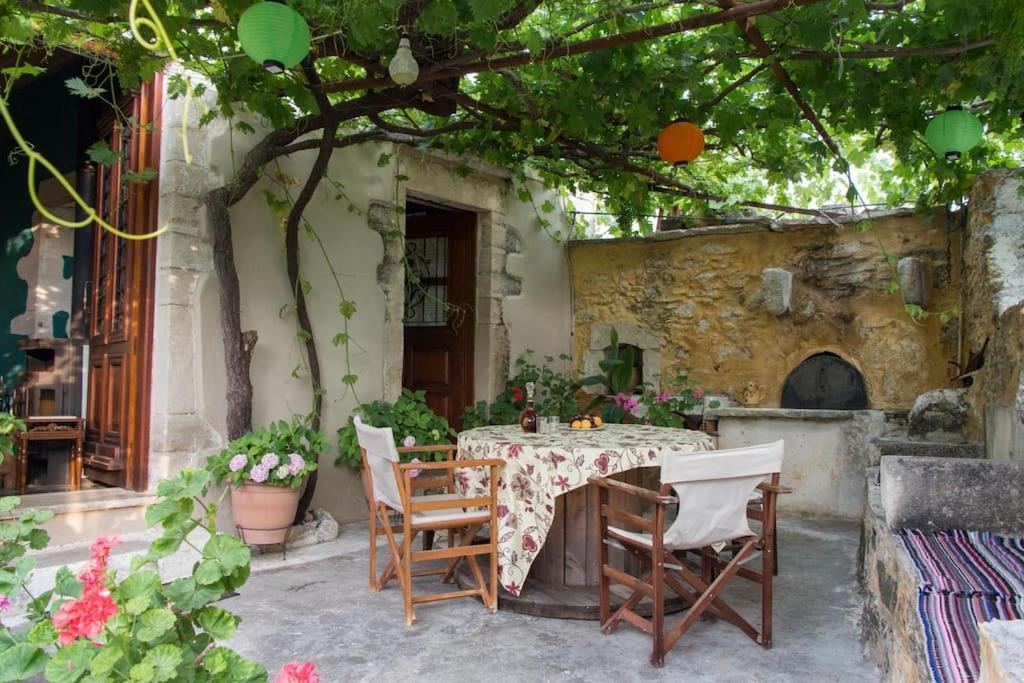 Sergios Village House La Canea Exterior foto