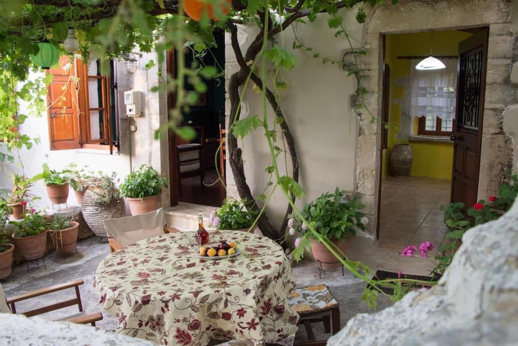 Sergios Village House La Canea Exterior foto